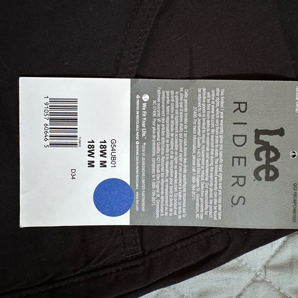 Lee Riders mid rise utility shorts 10” inseam 18W NWT black - Picture 3 of 5